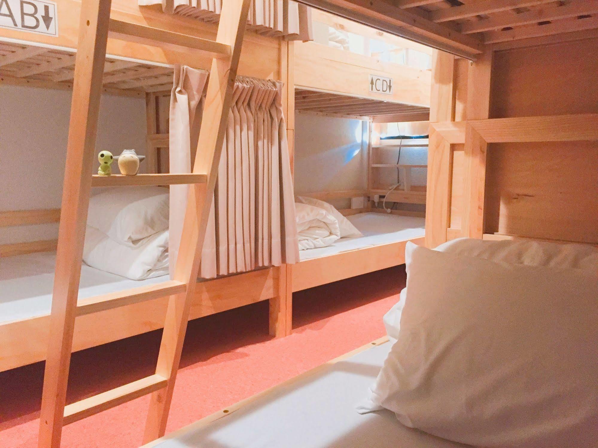 Guest House Gloire Osaka Exteriör bild